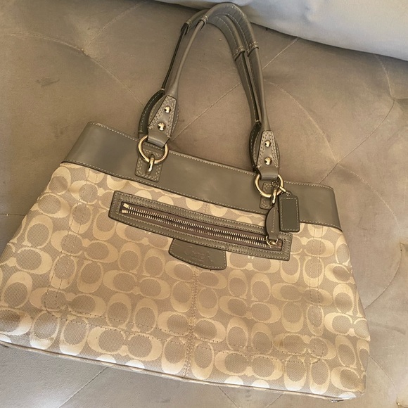 Coach Handbags - JUST REDUCED $$ Beautiful gray authentic Coach handbag